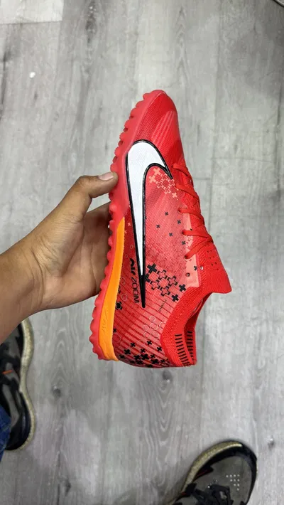 NIKE ZOOM MERCURIAL SUPERFLY 9