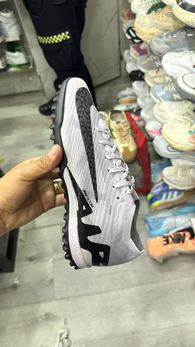 NIKE MERCURIAL VAPOR 15