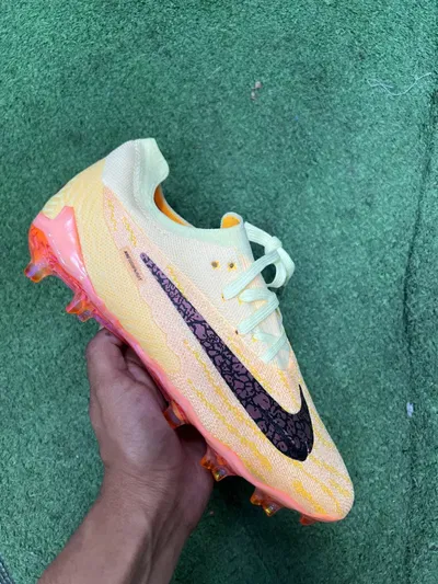 NIKE PHANTOM GX