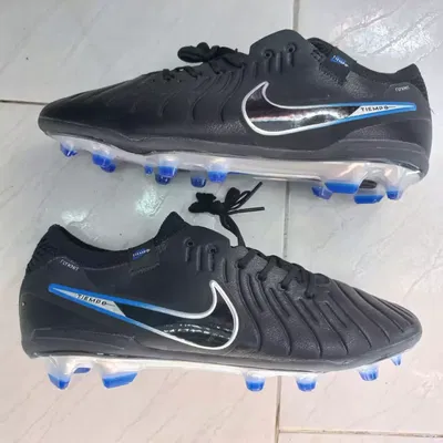 NIKE TIEMPO LEGEND 9