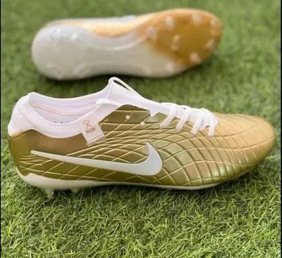 NIKE TIEMPO LEGEND 10