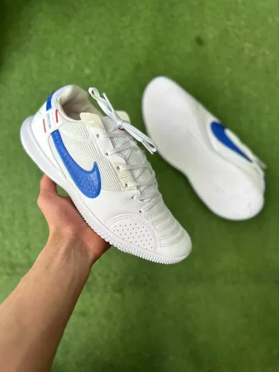 NIKE FUTSAL