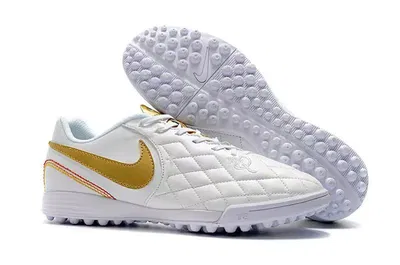 NIKE TIEMPO LEGEND