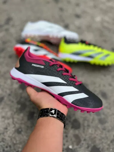 ADIDAS PREDATOR