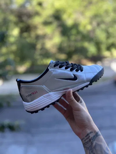 NIKE TOTAL 90 (STOCK)