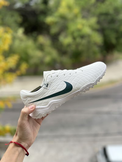 NIKE TIEMPO (STOCK)
