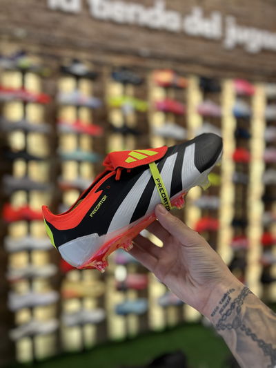ADIDAS PREDATOR 
