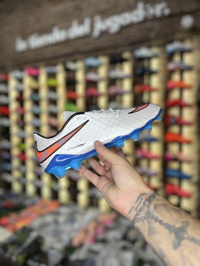 NIKE HYPERVENOM PHANTOM 