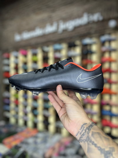 NIKE MERCURIAL VAPOR 10