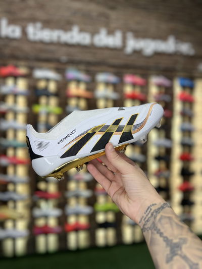 ADIDAS PREDATOR (STOCK)