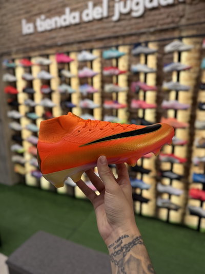 NIKE MERCURIAL SUPERFLY 10 