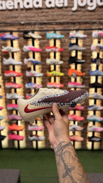 NIKE PHANTOM 6 