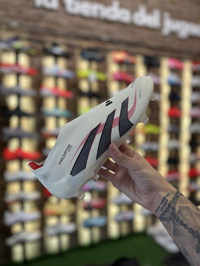 ADIDAS PREDATOR (STOCK)