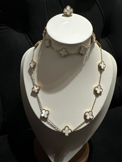 Set van blanco nácar 