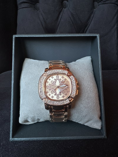 Reloj LV