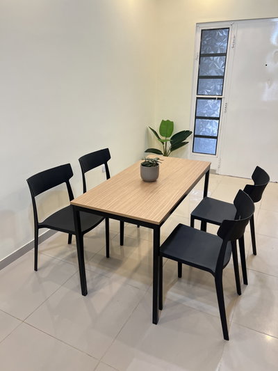MESA 120X60 + 4 SILLAS