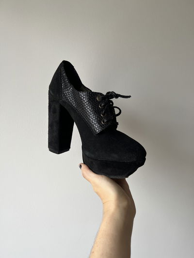 Botinetas Sarkany (40)