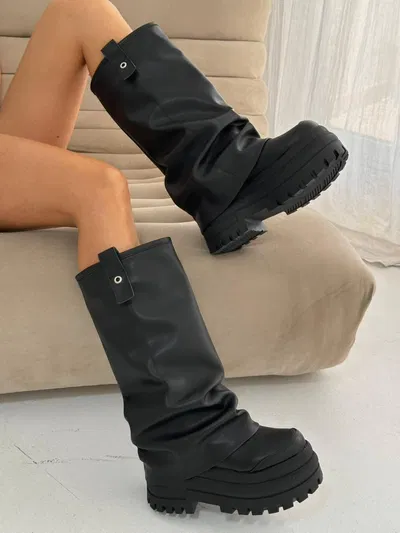 MORA BOOTS