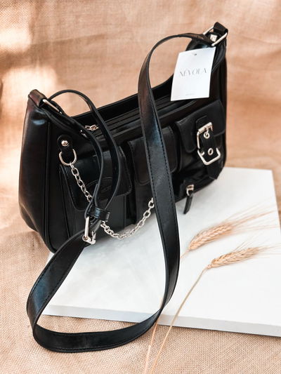 Cartera Carola negra