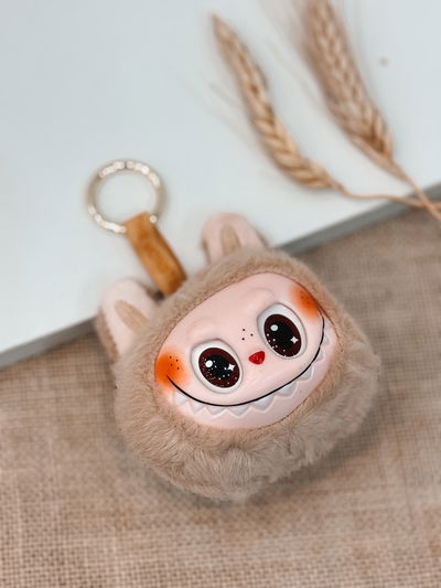 Llavero "Labubu" beige