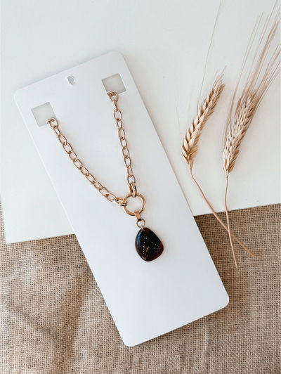 Collar Mora