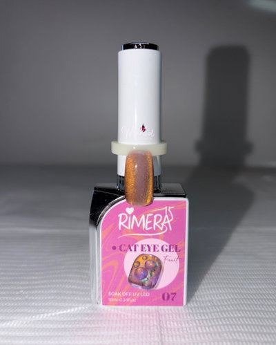 Esmalte ojo de gato rimera 