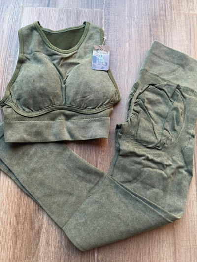 Conjunto 2 piezas top + calza S/M (36/38)