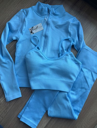 Conjunto 3 piezas con campera S/M (36/40)