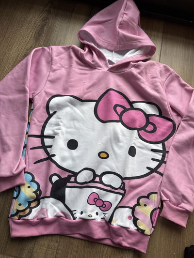 Buzos frisa Hello Kitty Talle S