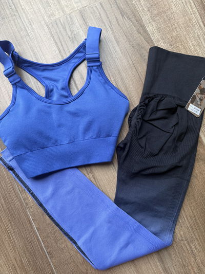 Conjunto Dlirio Calza Larga + top S/M (36/38)