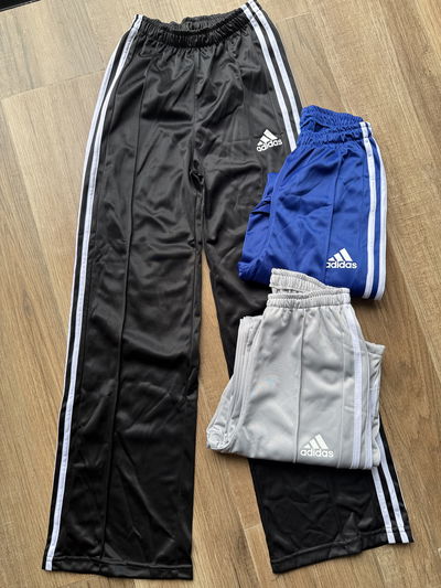 Jogger Adidas T2 (36/38)