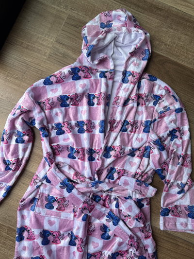Bata estampada Micropolar Stich cuadrille 