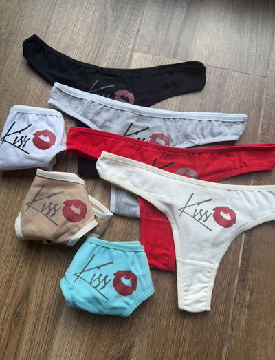 Pack x 5 Less kiss surtidas 