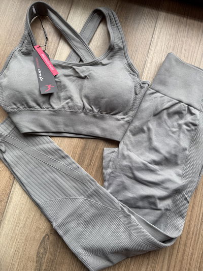 Top + Calza Irun 8052 L (42/44)