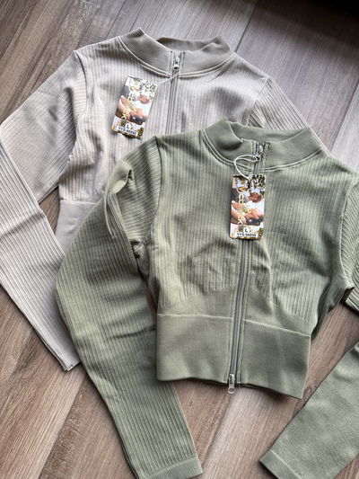 Campera Vicblack Talle L (95/100 de busto)