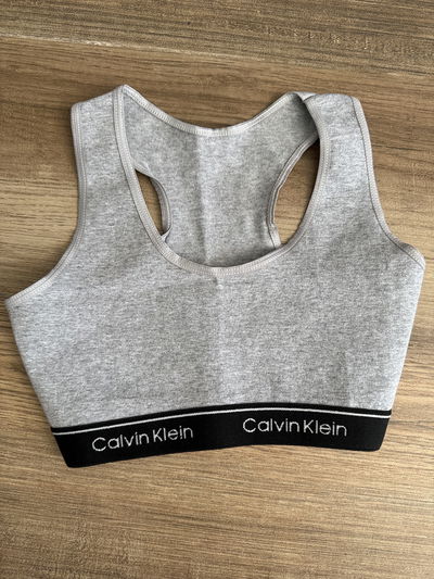 Top Deportivo Calvin 95/100