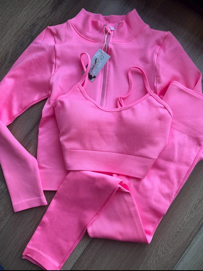 Conjunto 3 piezas con campera S/M (36/40)