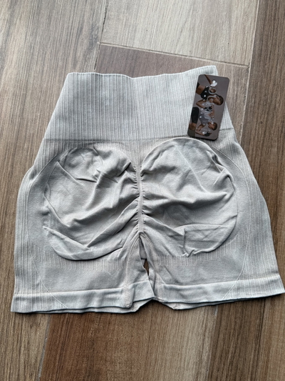 Short Dlirio Push Up S/M (36/38) prelavado beige