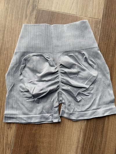 Short Dlirio Push Up S/M (36/38) prelavado Gris