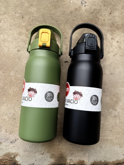 Botella térmica con agarre 1500ml