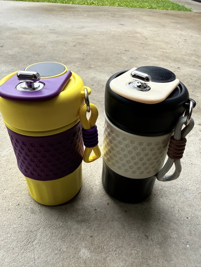 Vaso térmico digital bicolor con llavero 450ml