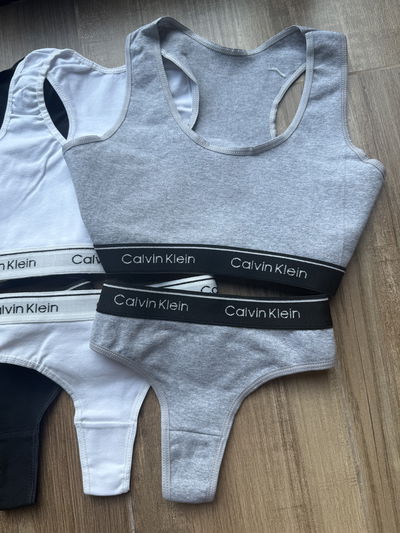 Conjunto top y less Calvin GRIS 90/95