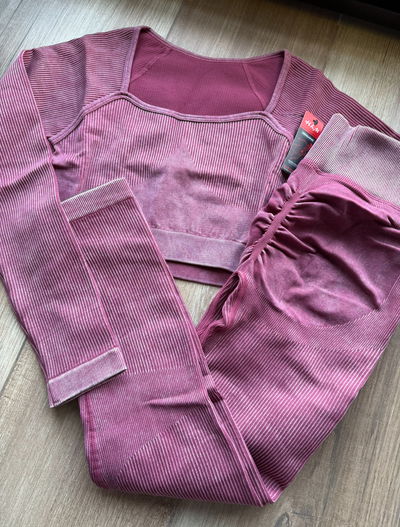 Conjunto 2 piezas crop top + calza L (38/40)