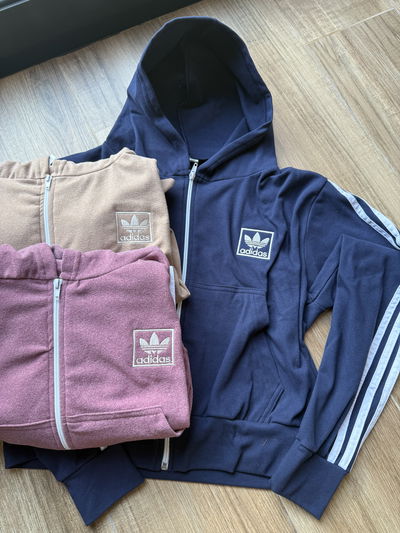 Campera adidas bordada M/L 