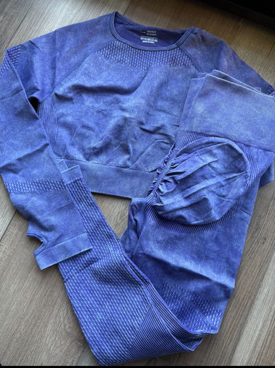 Conjunto 2 piezas crop top + calza L/XL (40/44)