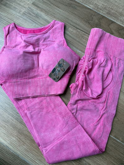 Conjunto 2 piezas top + calza L/XL (40/42)