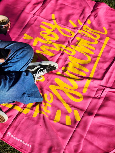 LONA MATERA/ PLAYERA XL + 4 ESTACAS |FUCSIA 