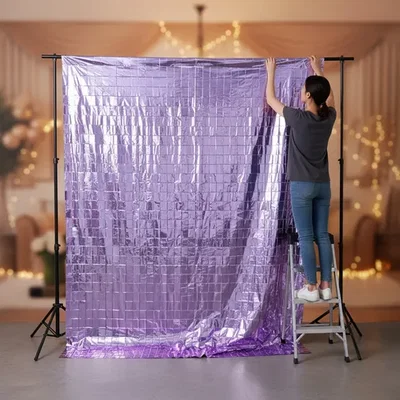 (2 UNIDADES) CORTINA METALIZADA CUADRADOS BRICK WALL 1X2 M LILA