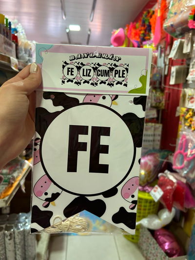 BANDERIN PERSONAJE VACA FELIZ CUMPLE