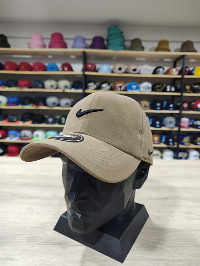 Nike dad 1 